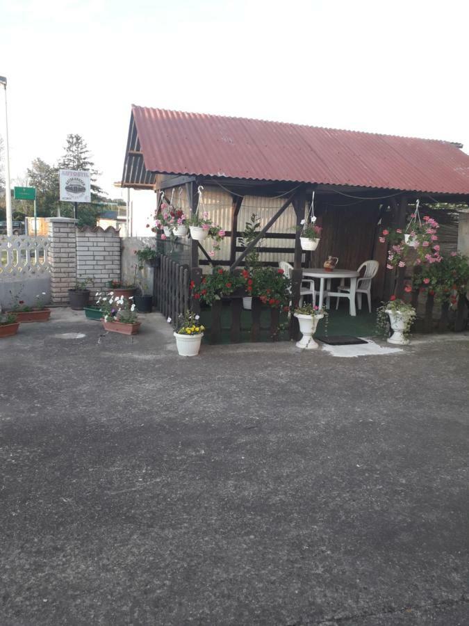 Apartments Hrga Pula Luaran gambar